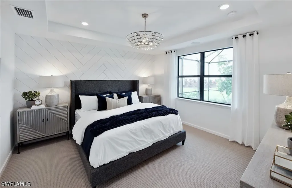 2128 Freemont Way Naples FL 34120