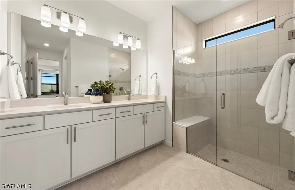 2128 Freemont Way Naples FL 34120