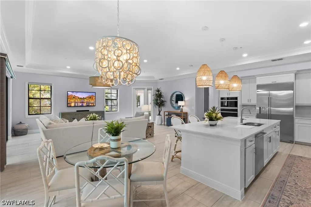 2488 Breakwater Way Naples FL 34112