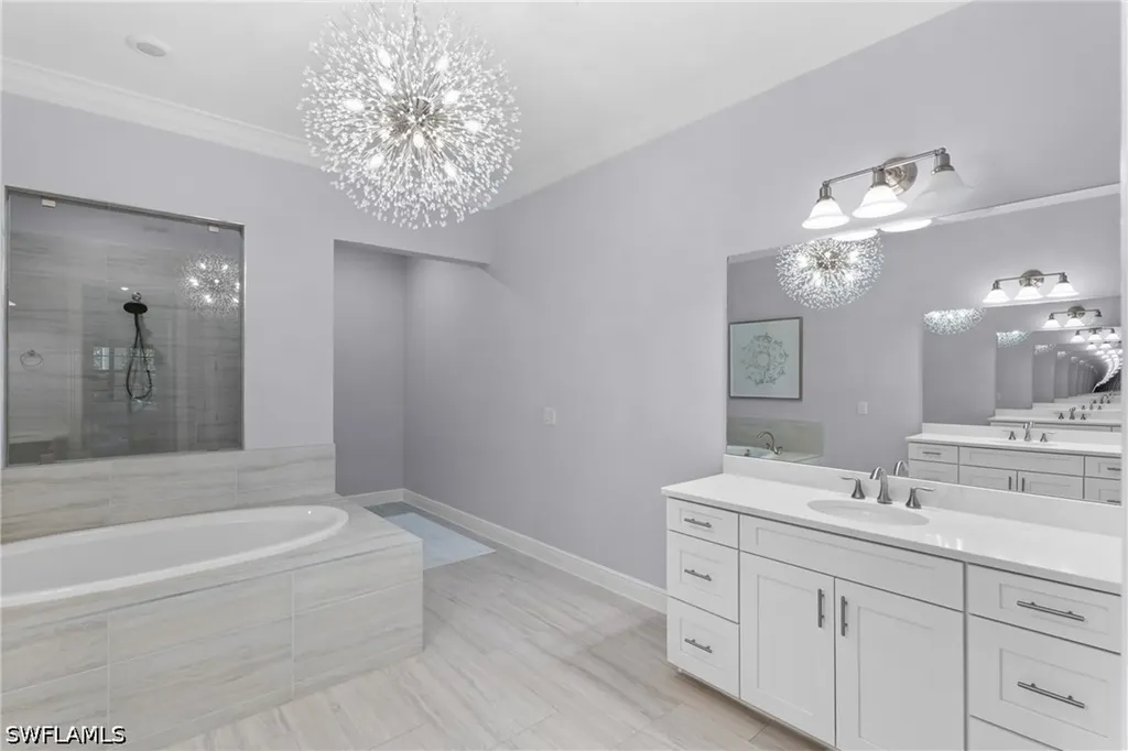 2488 Breakwater Way Naples FL 34112