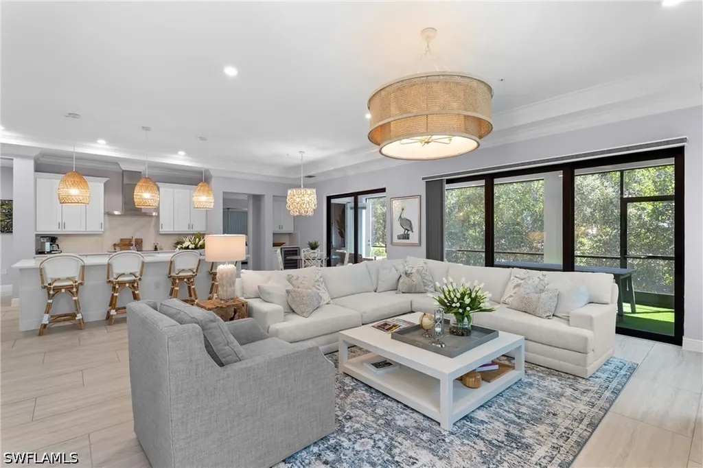 2488 Breakwater Way Naples FL 34112