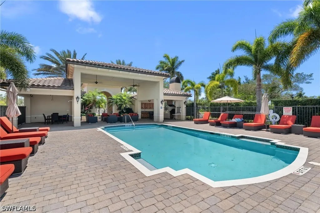 2488 Breakwater Way Naples FL 34112