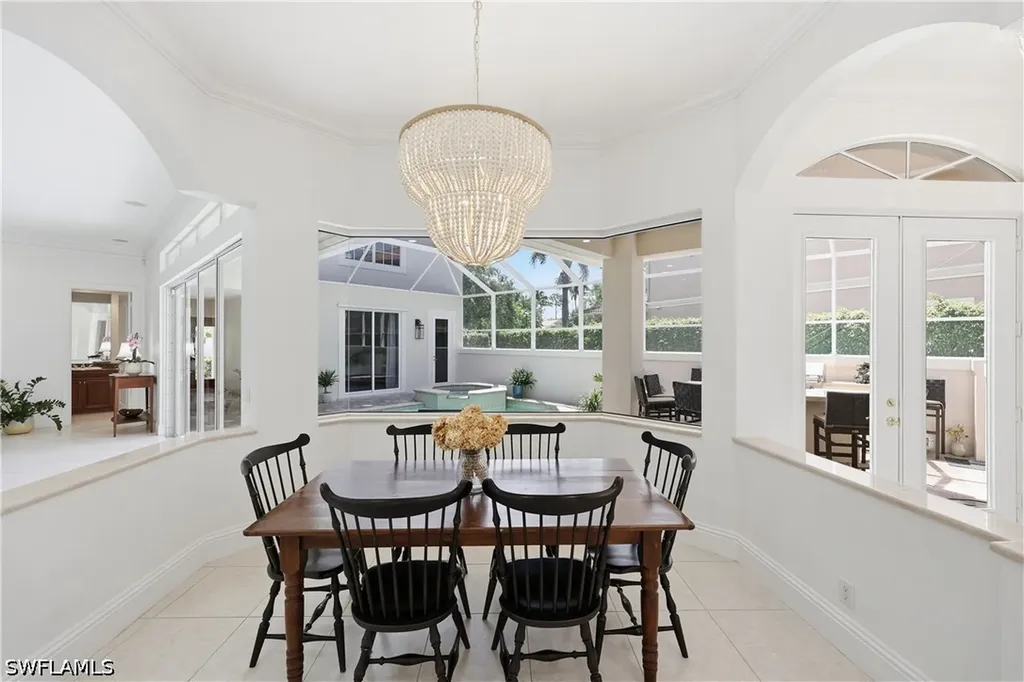 2844 Coco Lakes Drive Naples FL 34105