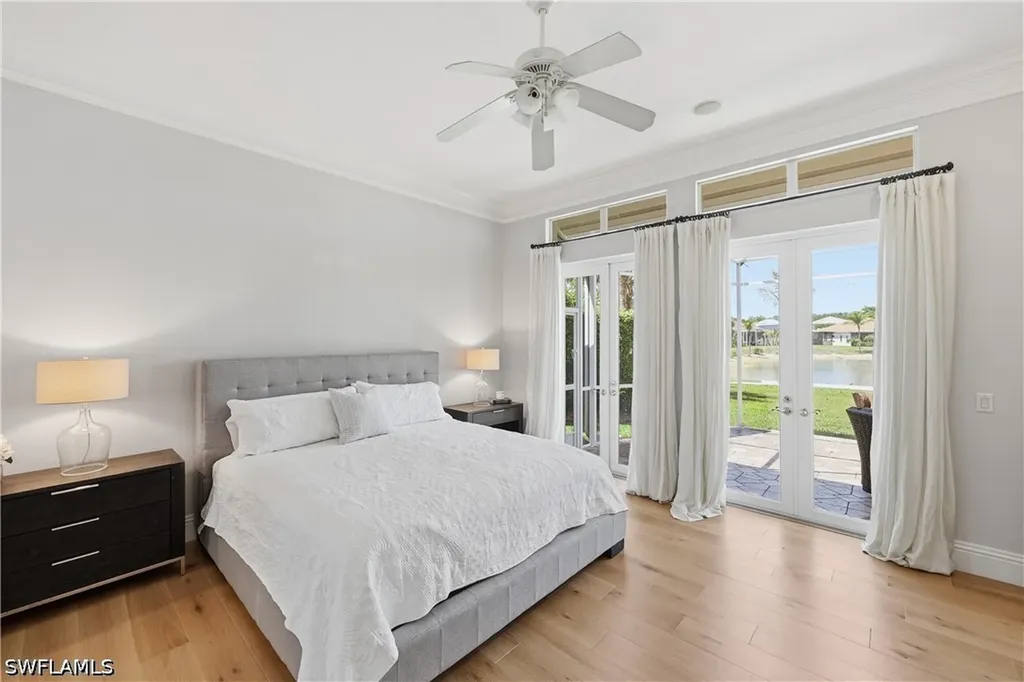 2844 Coco Lakes Drive Naples FL 34105