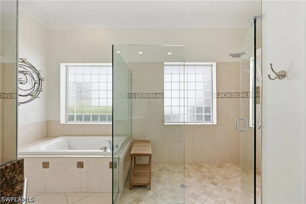 2844 Coco Lakes Drive Naples FL 34105