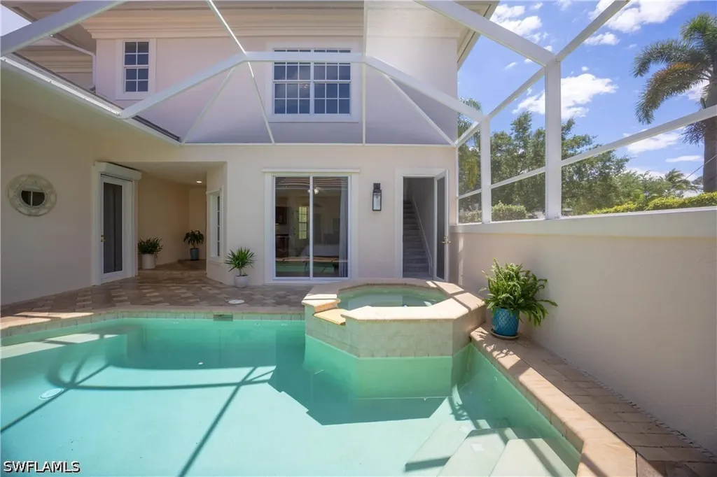 2844 Coco Lakes Drive Naples FL 34105