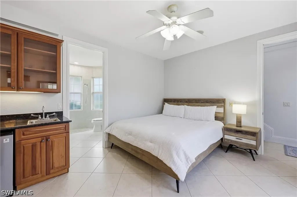 2844 Coco Lakes Drive Naples FL 34105