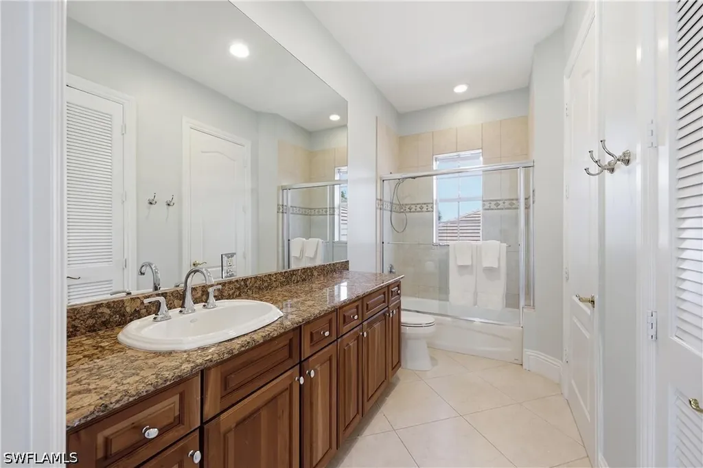 2844 Coco Lakes Drive Naples FL 34105