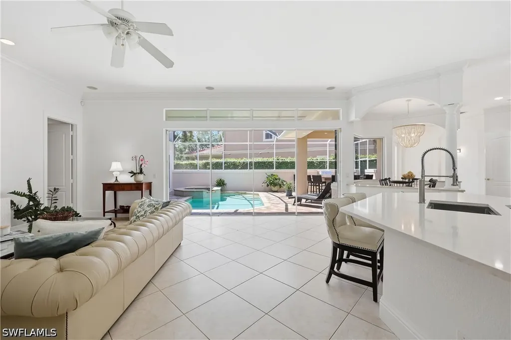 2844 Coco Lakes Drive Naples FL 34105