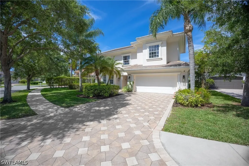 2844 Coco Lakes Drive Naples FL 34105