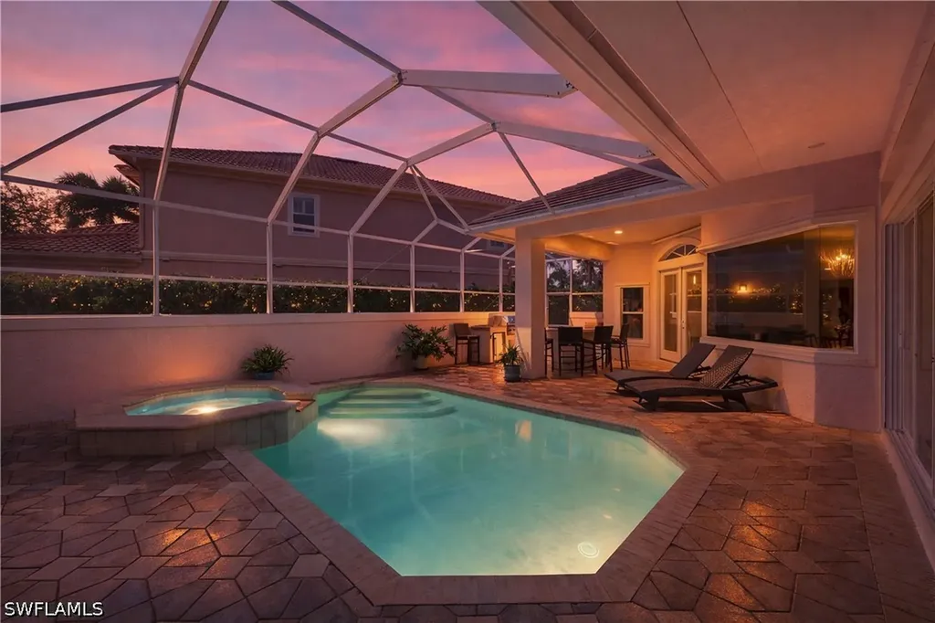 2844 Coco Lakes Drive Naples FL 34105