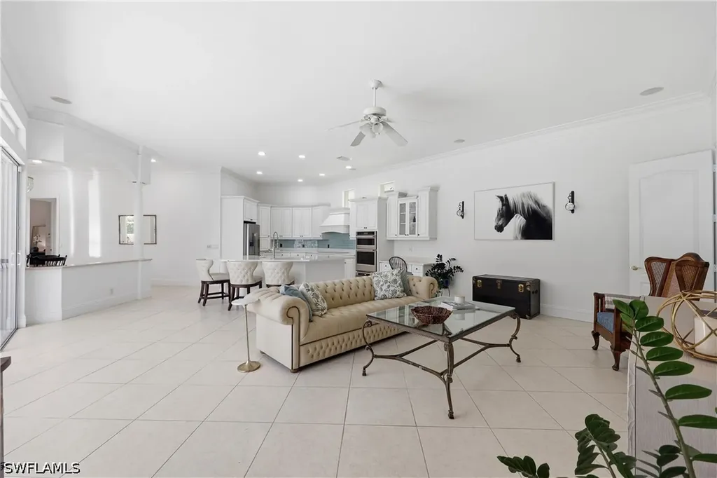 2844 Coco Lakes Drive Naples FL 34105