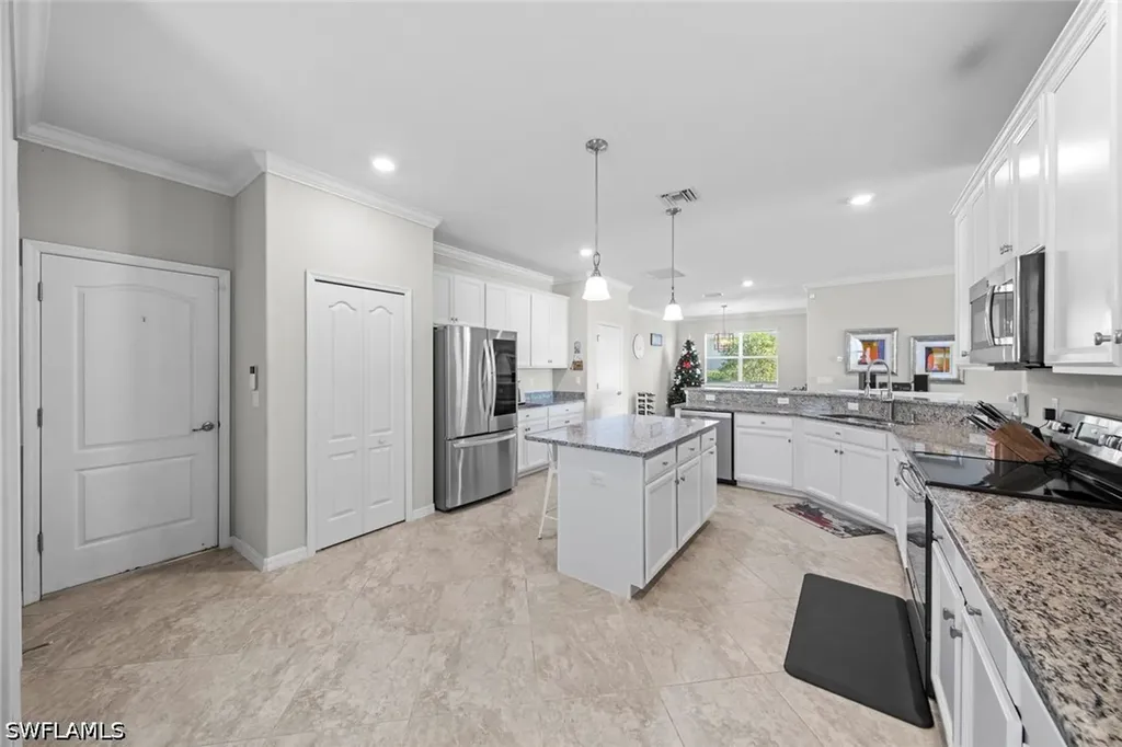 2151 Vermont Lane Naples FL 34120