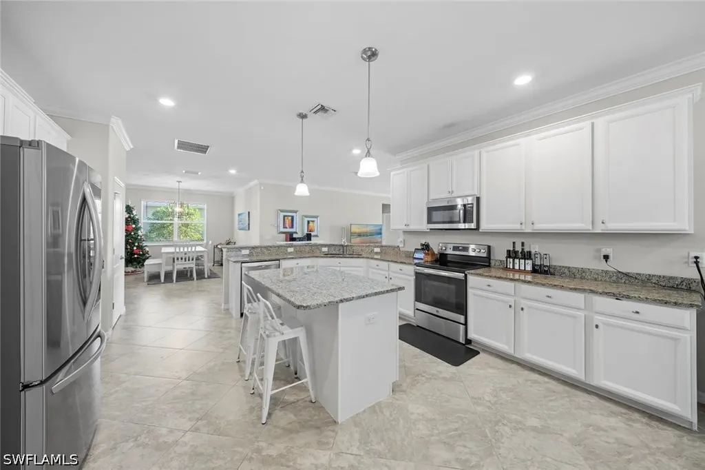2151 Vermont Lane Naples FL 34120