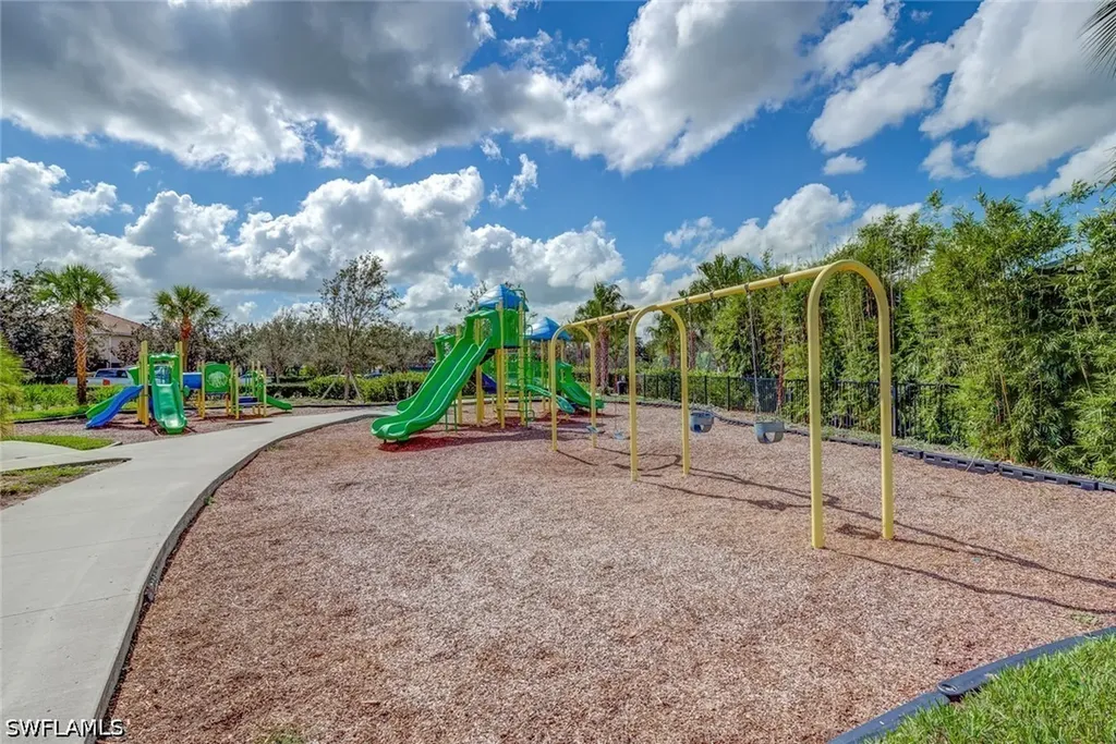 2151 Vermont Lane Naples FL 34120