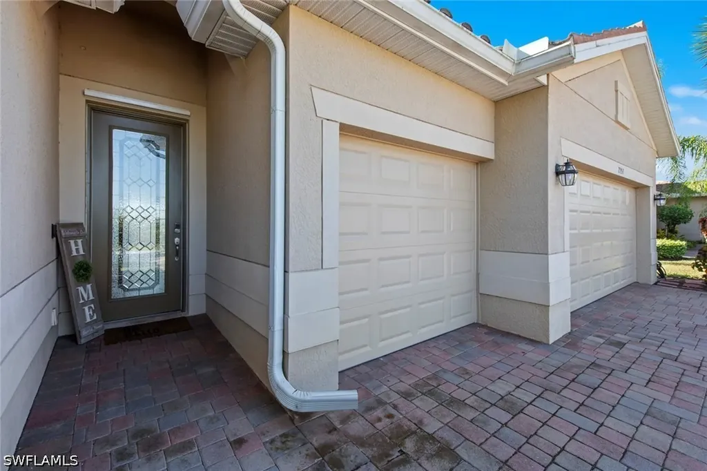 2151 Vermont Lane Naples FL 34120