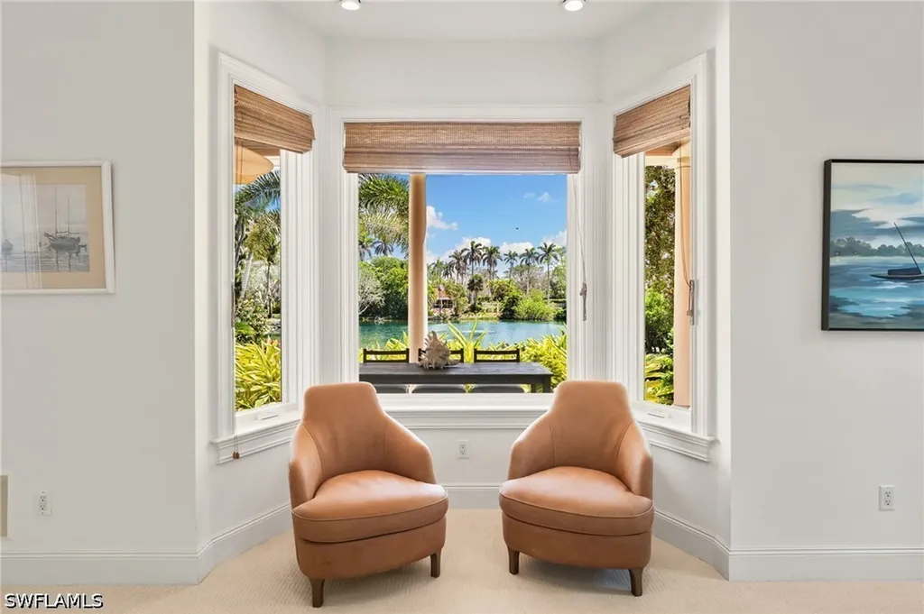 2325 Lantern Lane Naples FL 34102