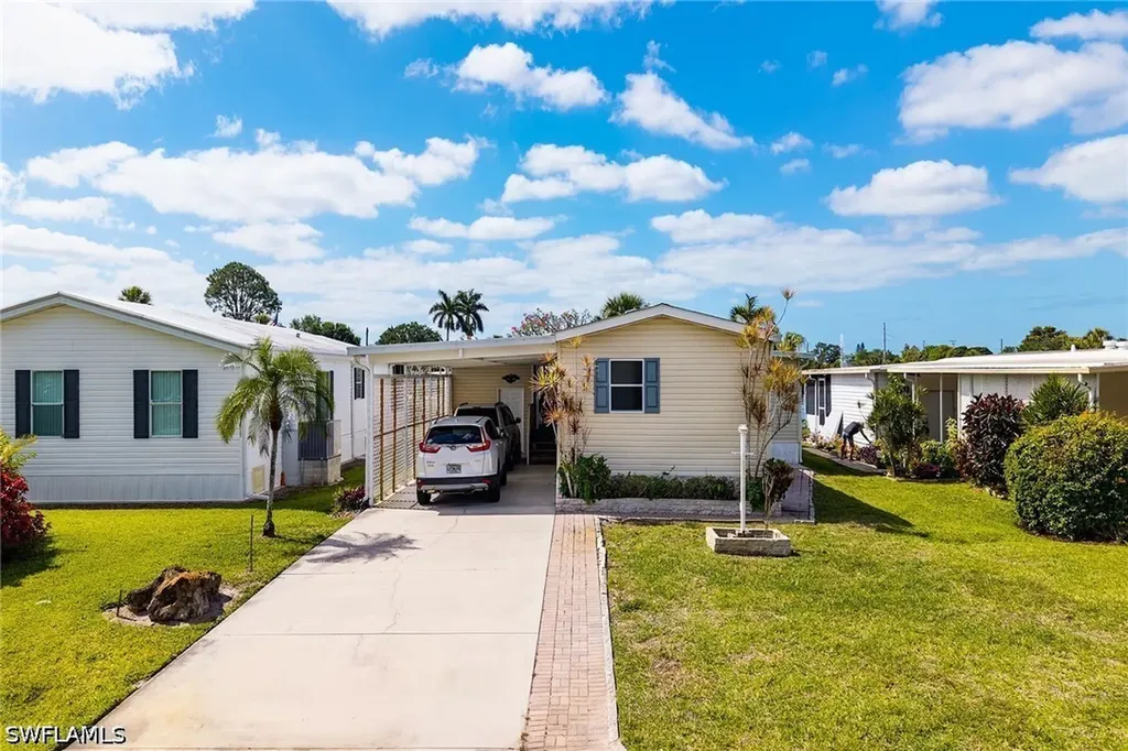 33 Monaco Terrace Naples FL 34112
