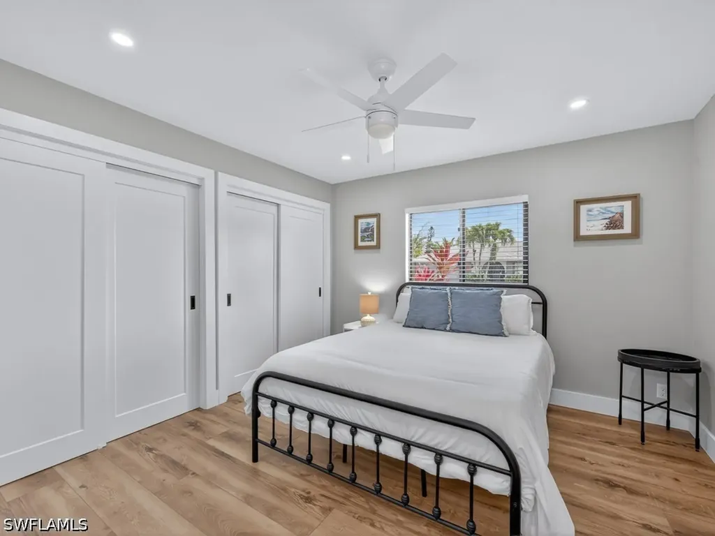 595 99th Avenue N Naples FL 34108
