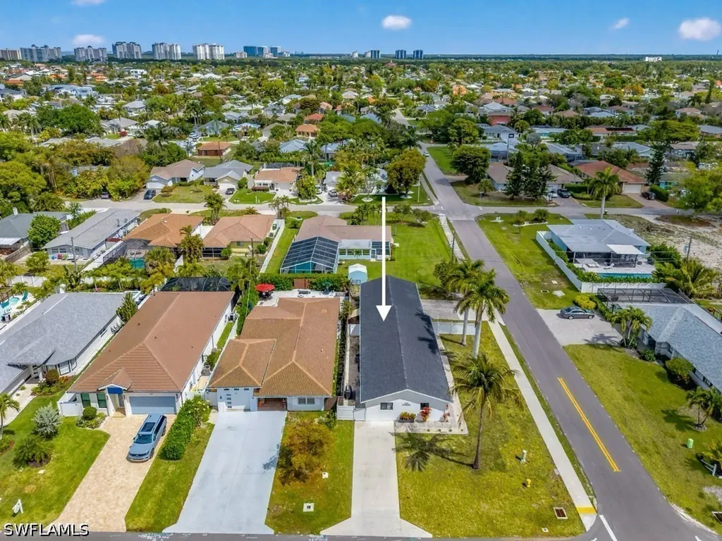 595 99th Avenue N Naples FL 34108