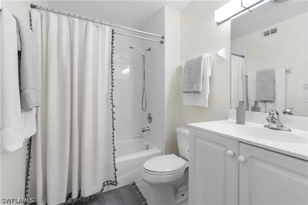 290 4th Street S Naples FL 34102