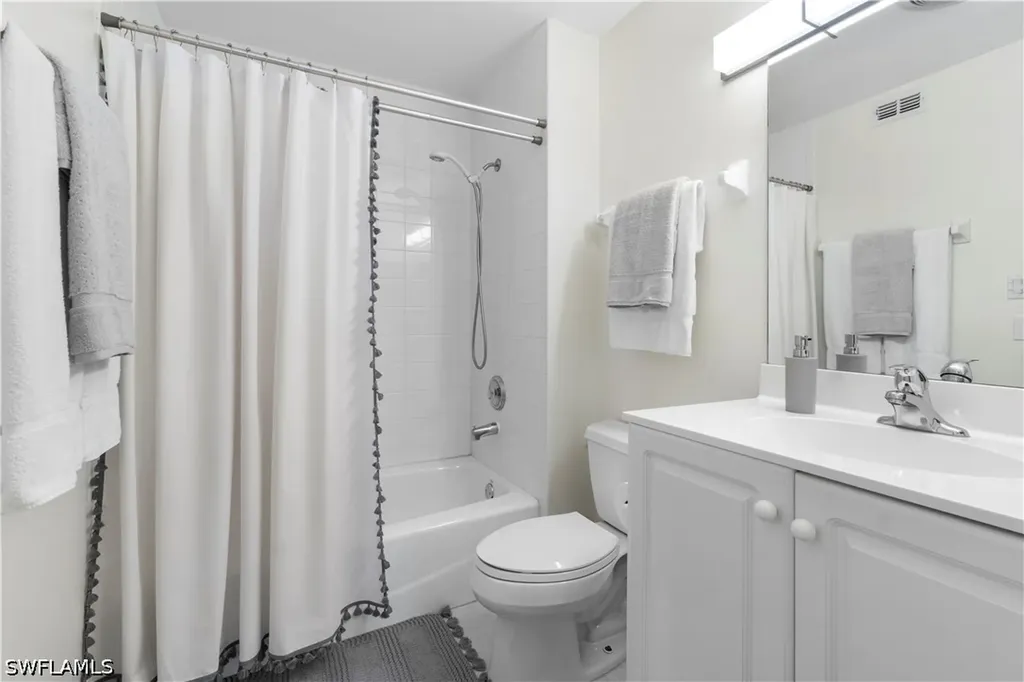 290 4th Street S Naples FL 34102