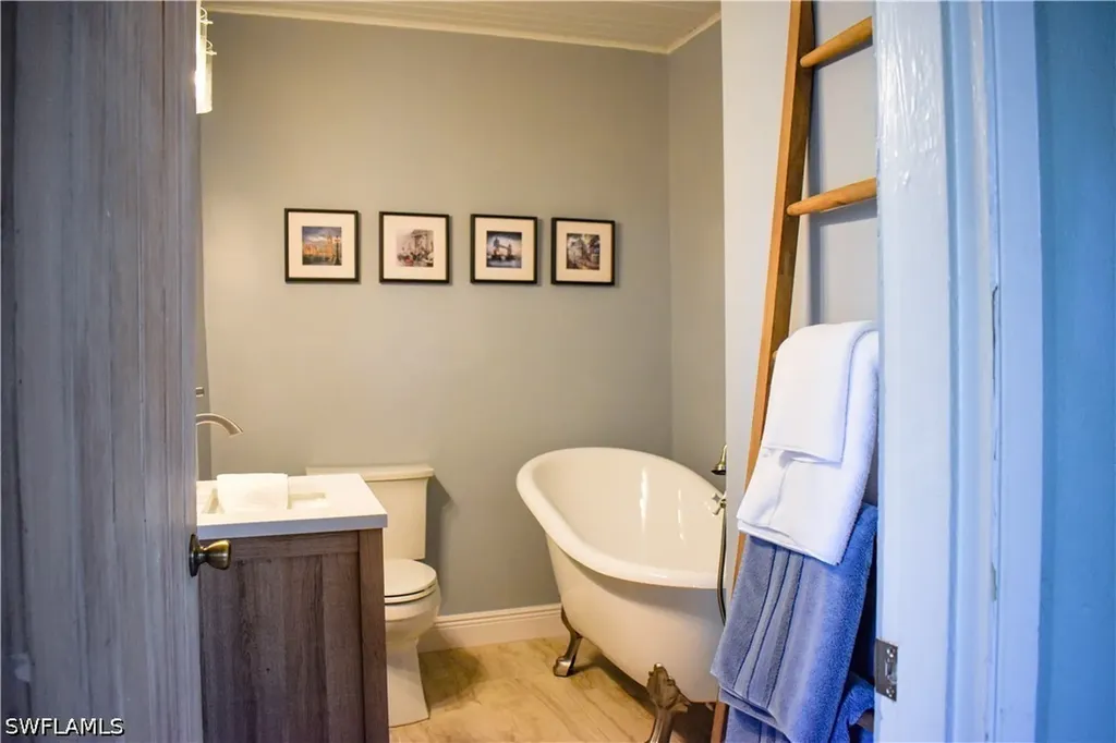 27213 Rio Vista Circle Bonita Springs FL 34135