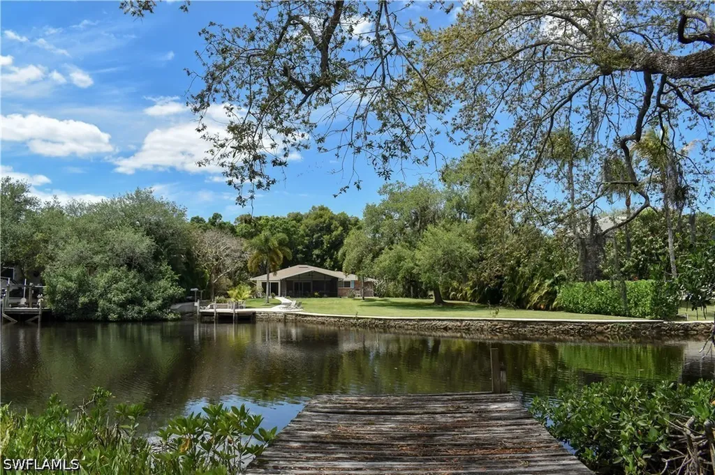 27213 Rio Vista Circle Bonita Springs FL 34135
