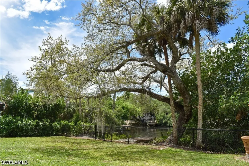27213 Rio Vista Circle Bonita Springs FL 34135