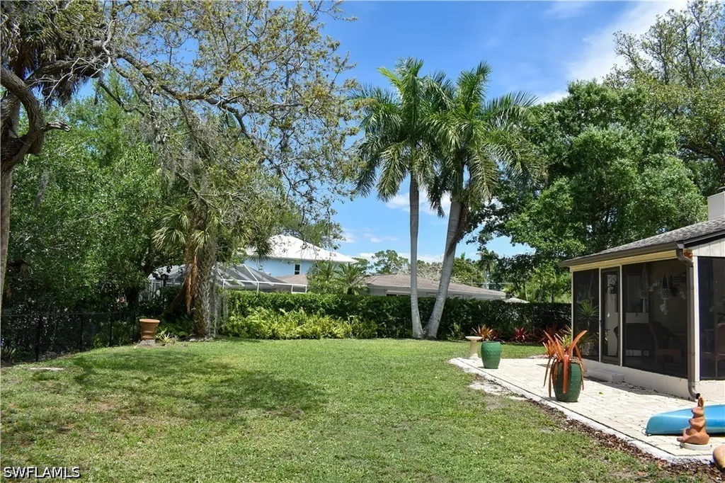 27213 Rio Vista Circle Bonita Springs FL 34135