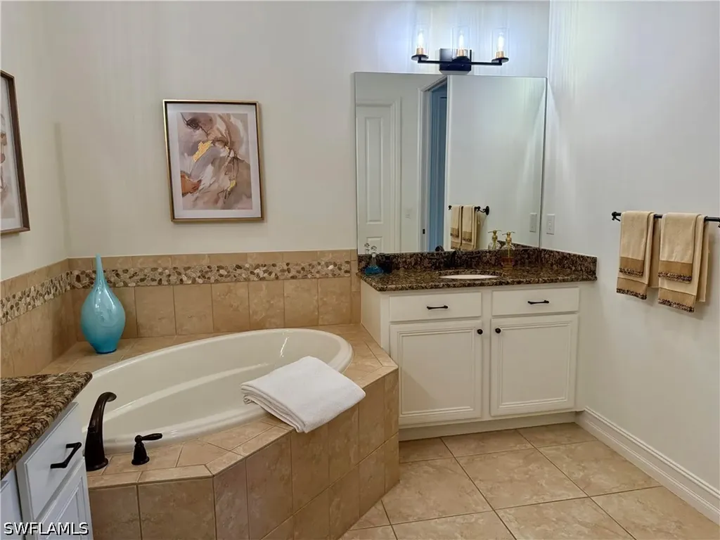 7476 Moorgate Point Way Naples FL 34113