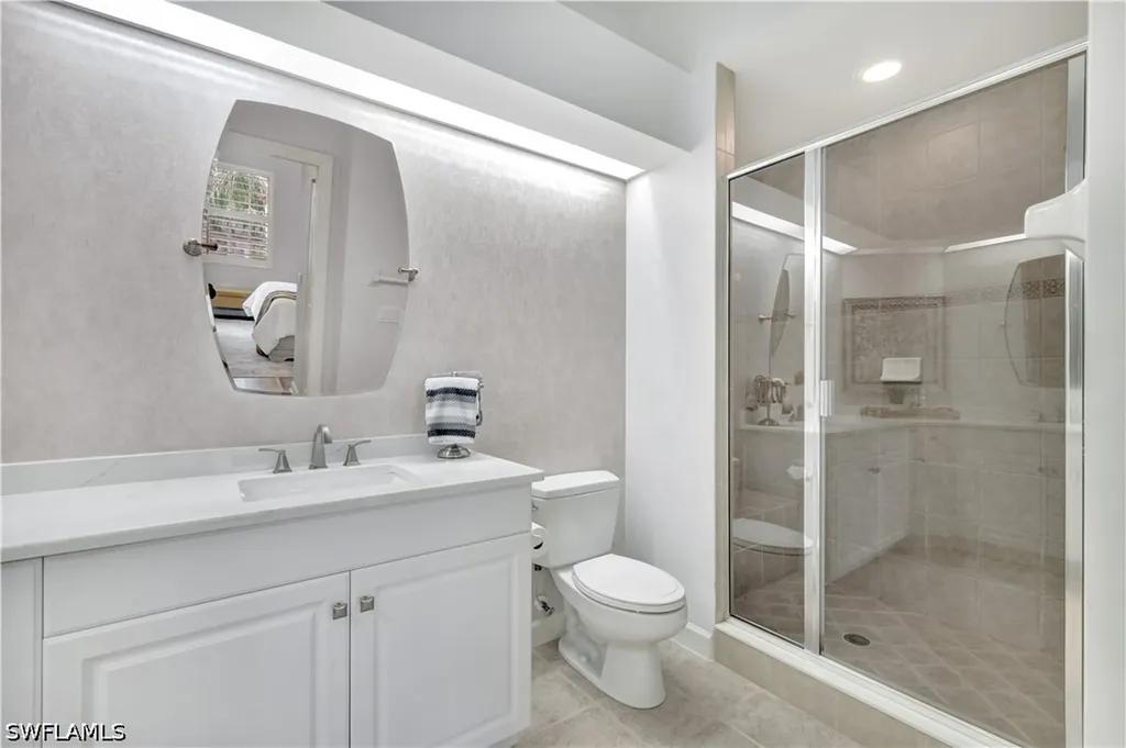 8661 Piazza Del Lago Circle Estero FL 33928