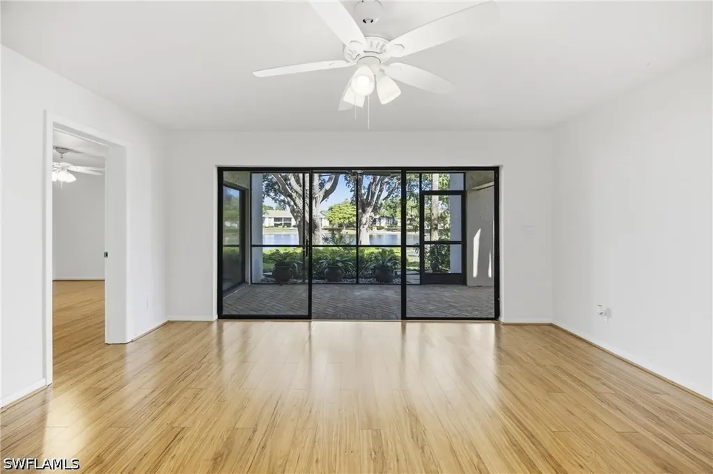 517 Lake Louise Circle Naples FL 34110