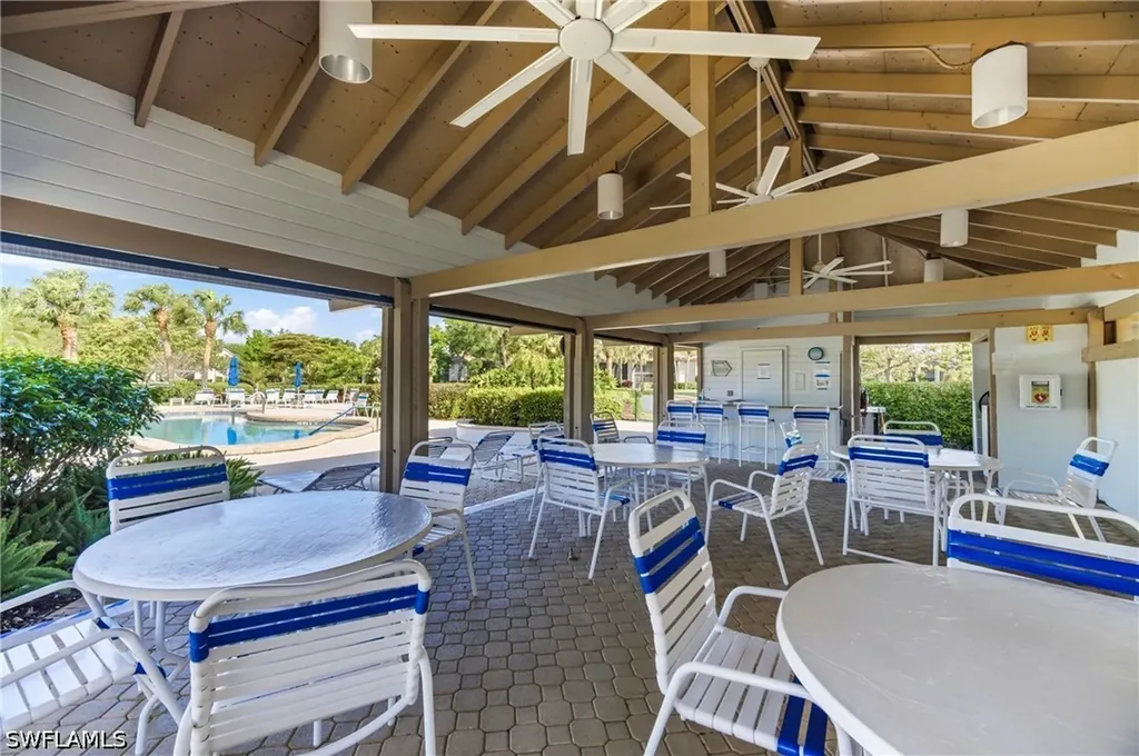 517 Lake Louise Circle Naples FL 34110