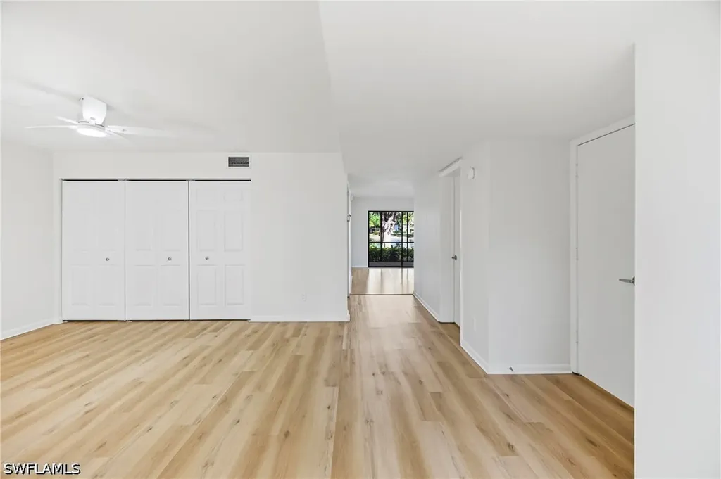 517 Lake Louise Circle Naples FL 34110