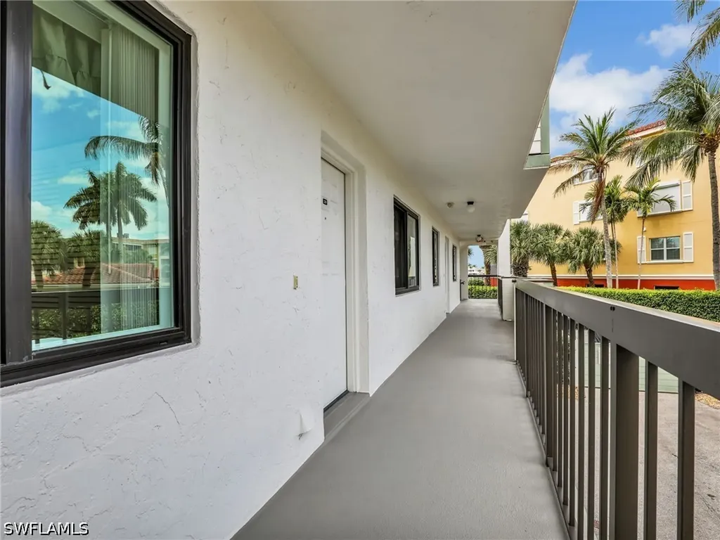750 W Elkcam Circle Marco Island FL 34145