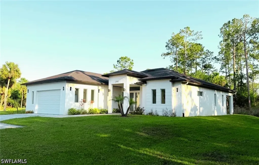 3762 32nd Avenue SE Naples FL 34117