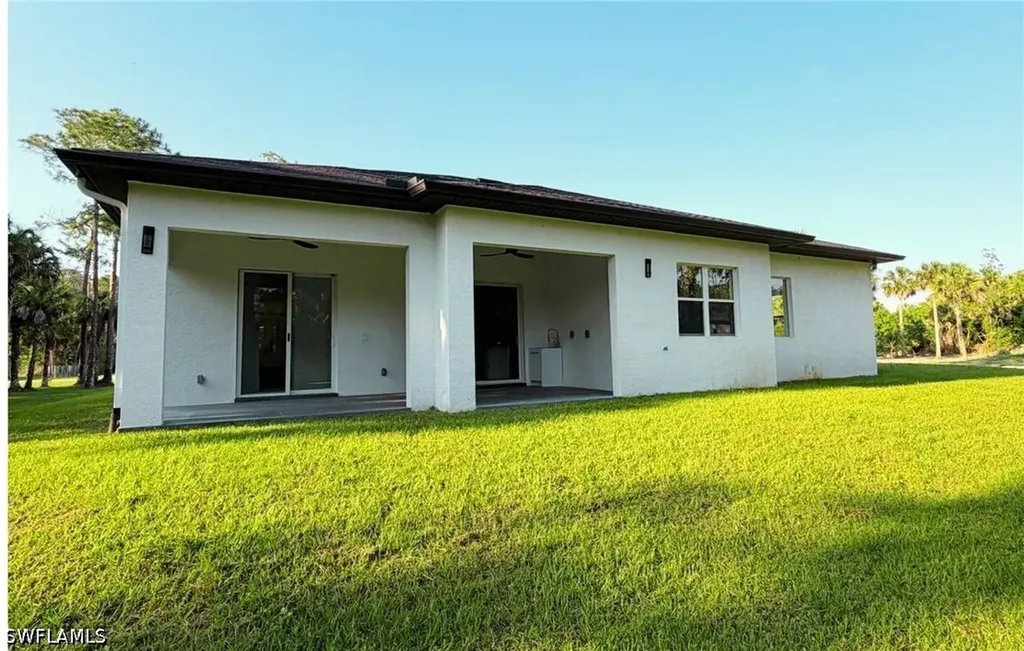 3762 32nd Avenue SE Naples FL 34117