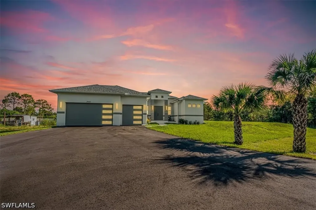 2941 37th Avenue NE Naples FL 34120