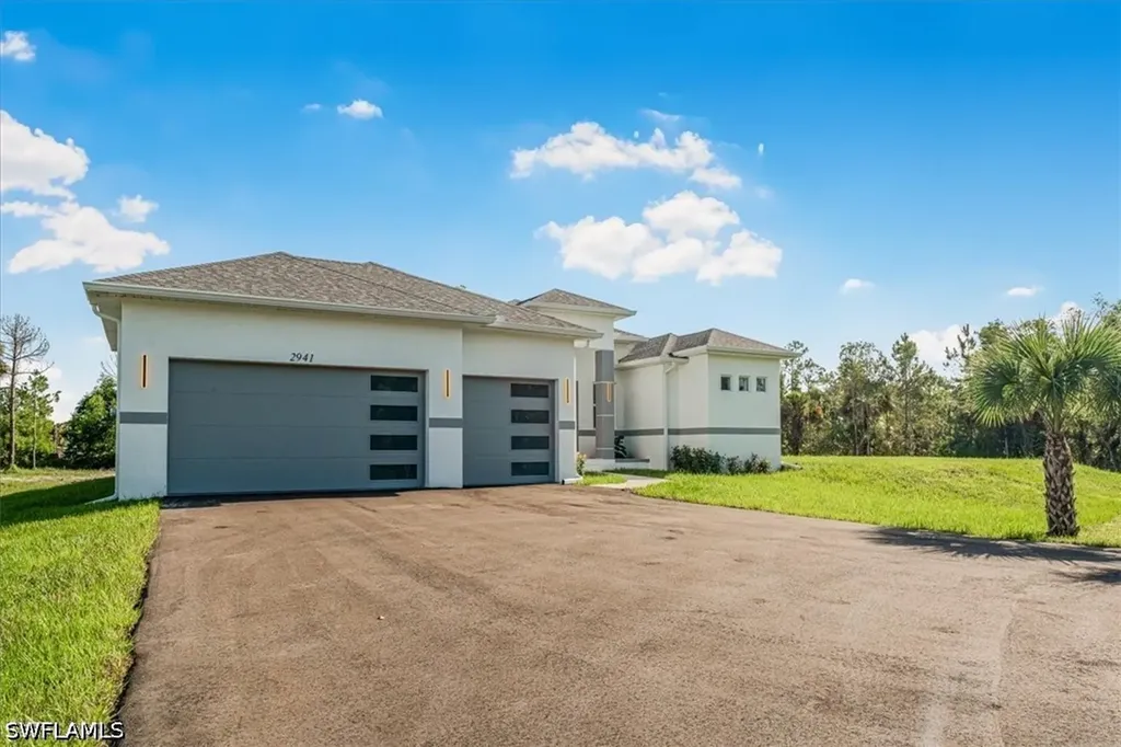 2941 37th Avenue NE Naples FL 34120