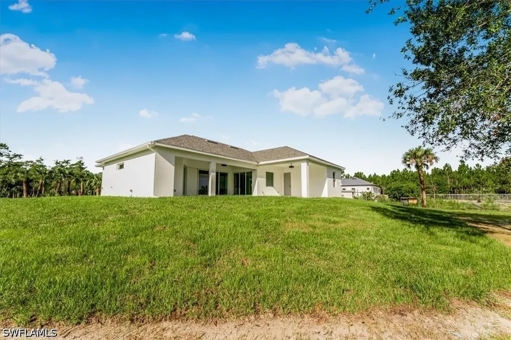 2941 37th Avenue NE Naples FL 34120