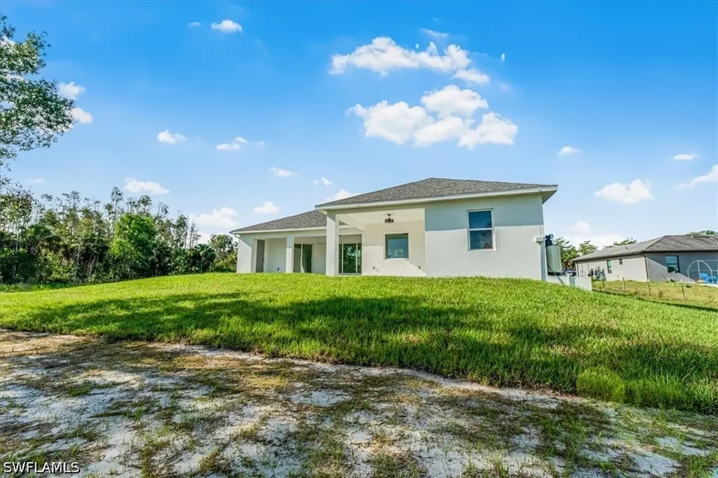 2941 37th Avenue NE Naples FL 34120