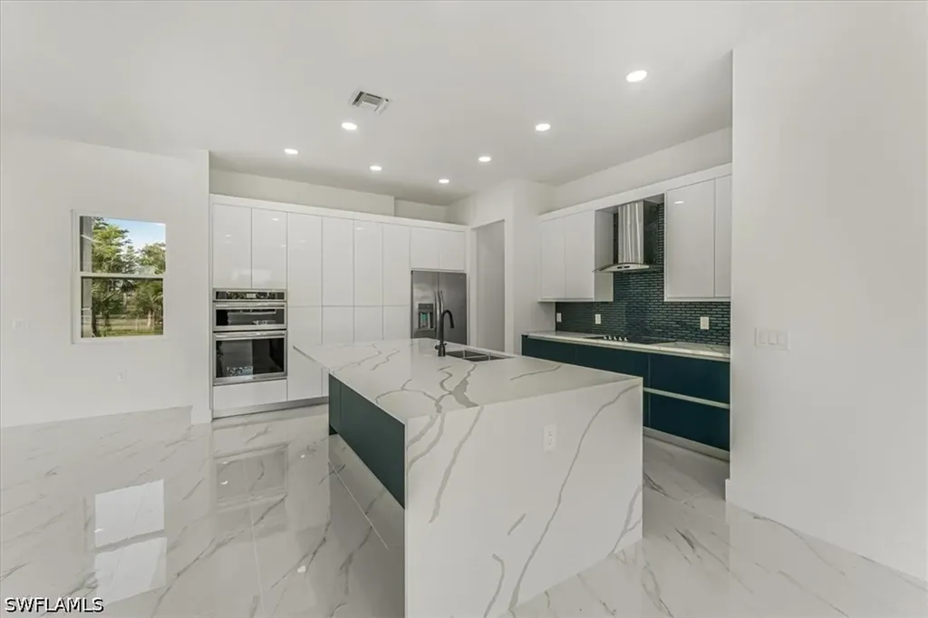 2941 37th Avenue NE Naples FL 34120