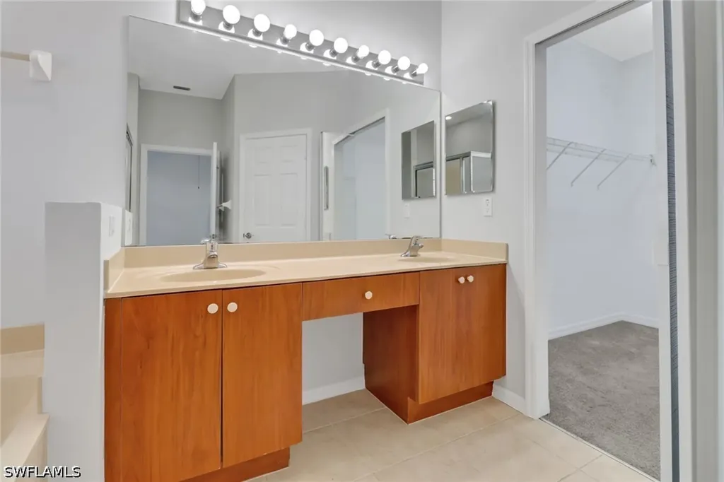 15243 Summit Place Circle Naples FL 34119