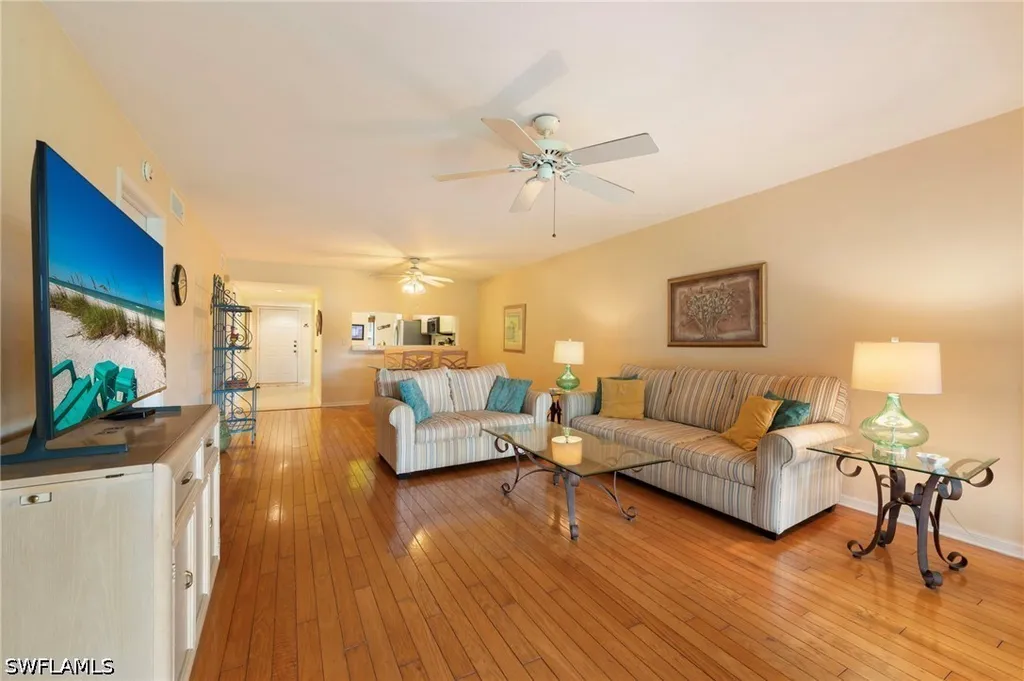 1231 Commonwealth Circle Naples FL 34116