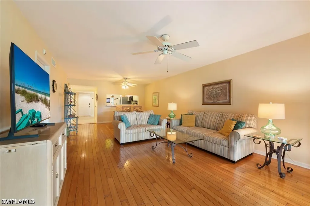 1231 Commonwealth Circle Naples FL 34116