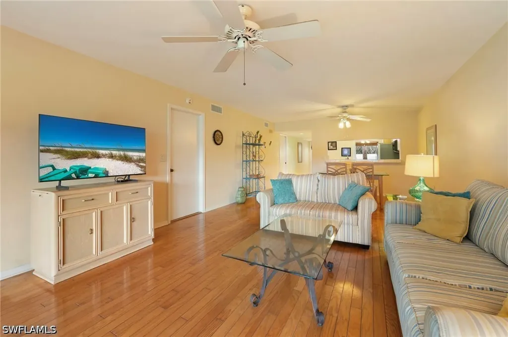 1231 Commonwealth Circle Naples FL 34116
