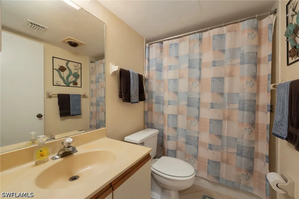 1231 Commonwealth Circle Naples FL 34116