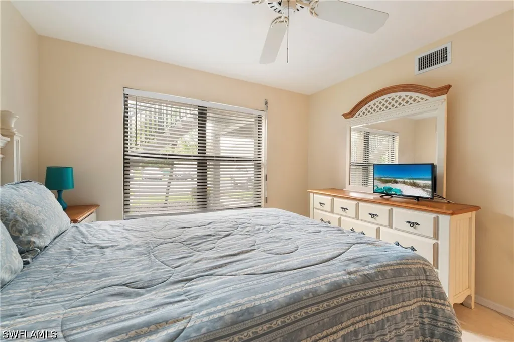 1231 Commonwealth Circle Naples FL 34116