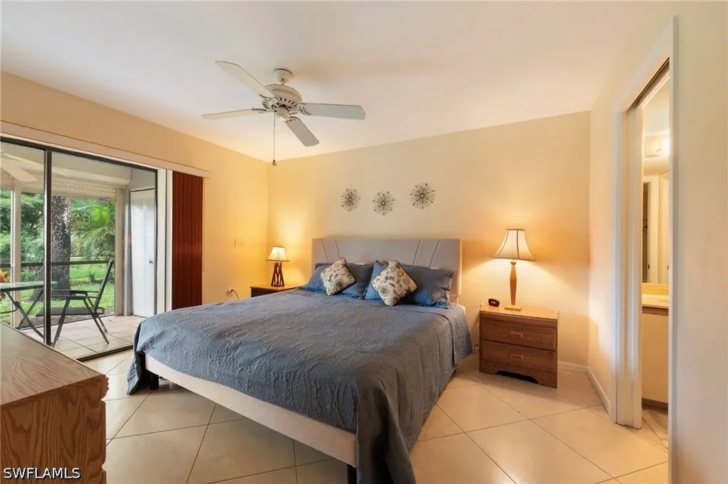 1231 Commonwealth Circle Naples FL 34116